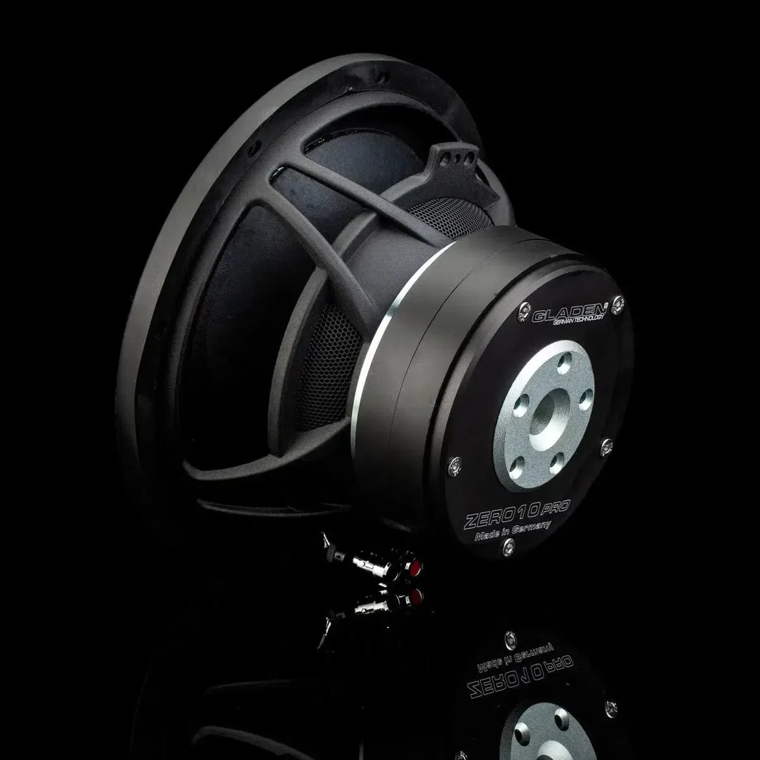 Pro 10 - Image 4