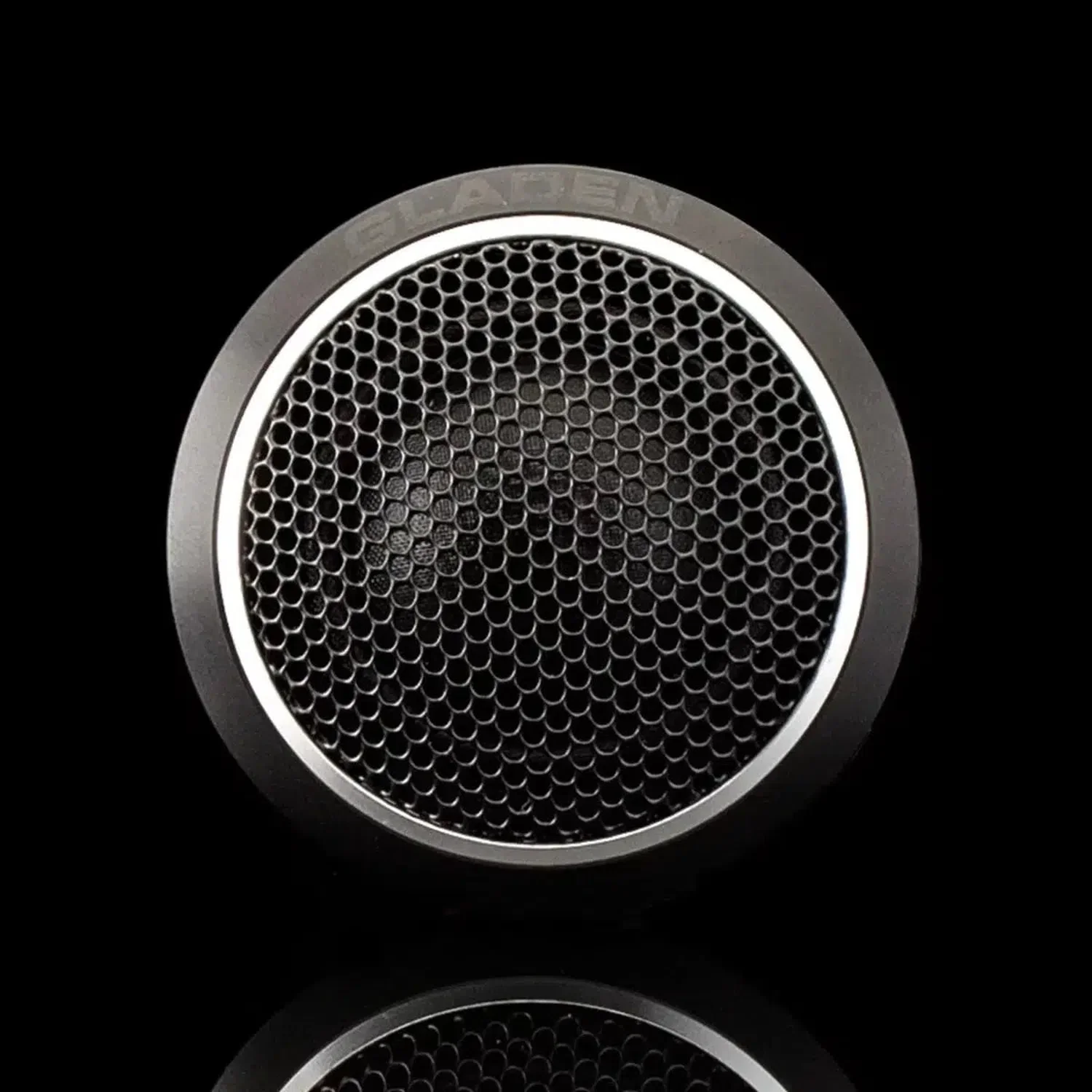 PRO 25 - Image 3